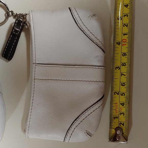 Coach Leather Soho With Keychain Coin Purse - Picture 15 of 17